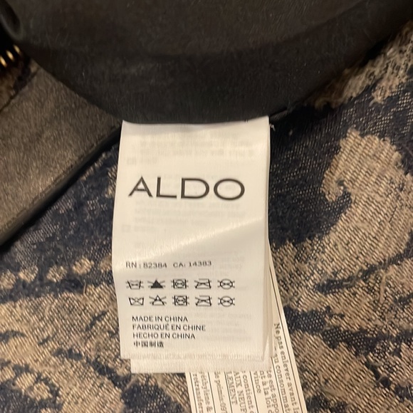 Gray leather fringe purse by Aldo. - Picture 7 of 7